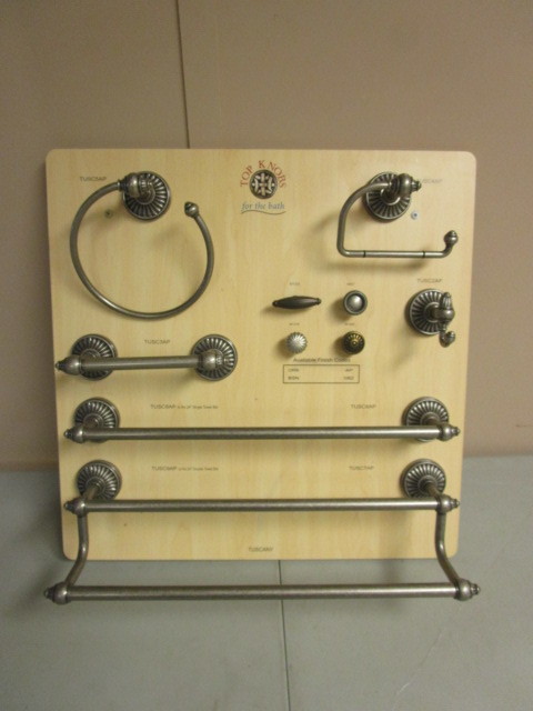 TOP KNOBS BATHROOM HARDWARE