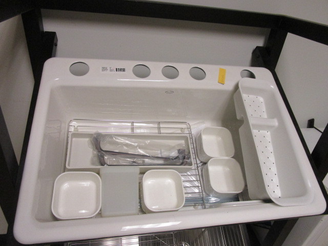 KOHLER SINK AND ACCESSORIES