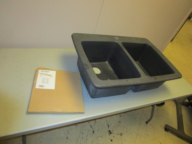 BLACK DOUBLE SINK WITH SINK GRID