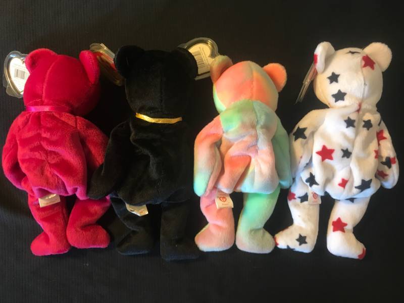 lot 43 image: TY Beanie Babies Valentina, The End, Peace and Glory