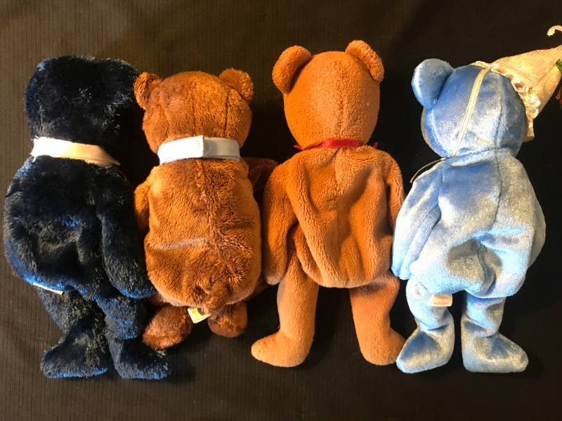 lot 58 image: TY Beanie Babies Pops, Hero, unknown, and September