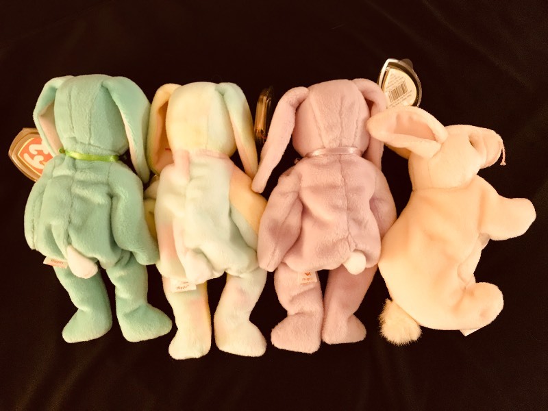 lot 14 image: RARE  ERROR TY Beanie Babies Hippity, Hippie, Floppity and Nibbler