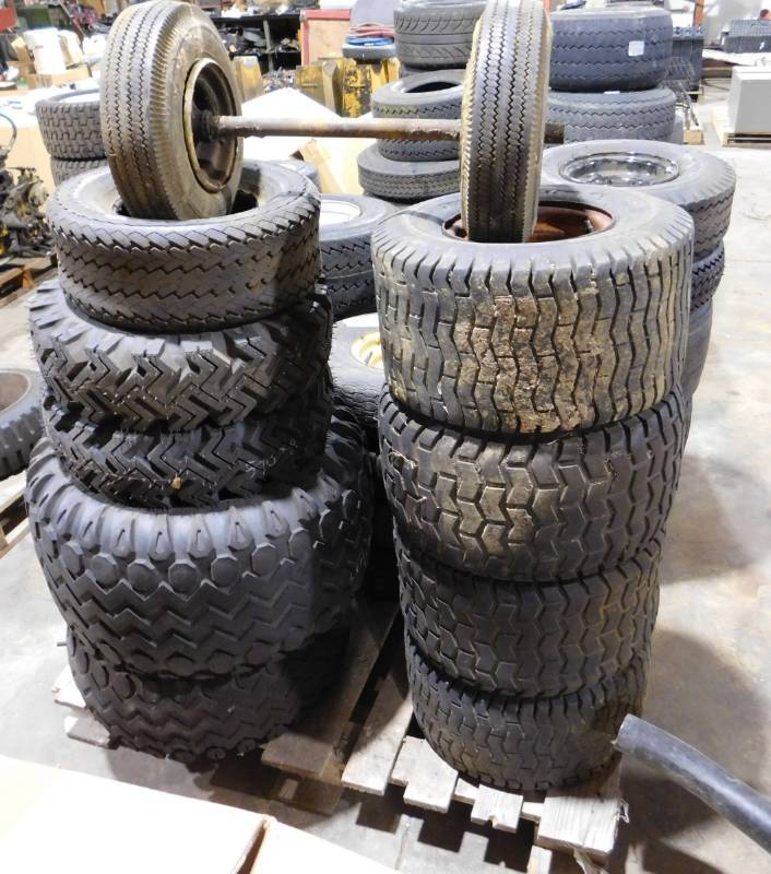 lot 28 image: Pallet of Golf Cart Tires
