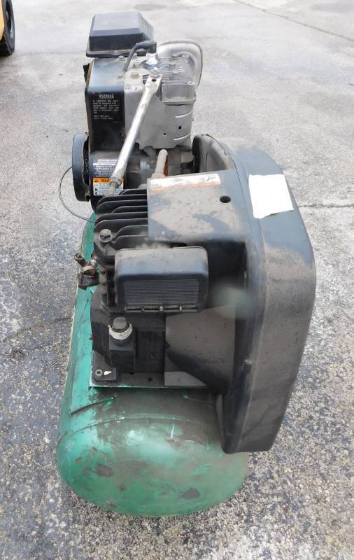 lot 41 image: Speed Aire Compressor