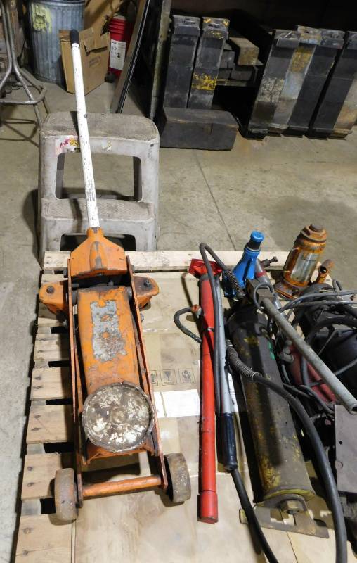 Hydraulic Floor Jack Step Stool Herc U Lift Milwaukee Wi