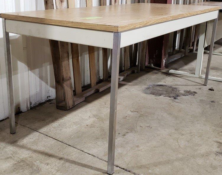 lot 99 image: Work Bench Table - 30(W) x 72(L) x 29.5(H)