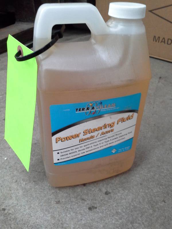 lot 529 image: One Bottle of Terra Clean HondaAcura Power Steering Fluid 64oz.