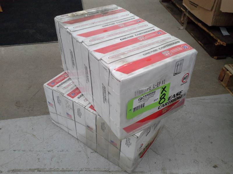 lot 557 image: 8 Cases of Phillips 66 Dynalife L-EP#2 Grease Cartridges 14oz.