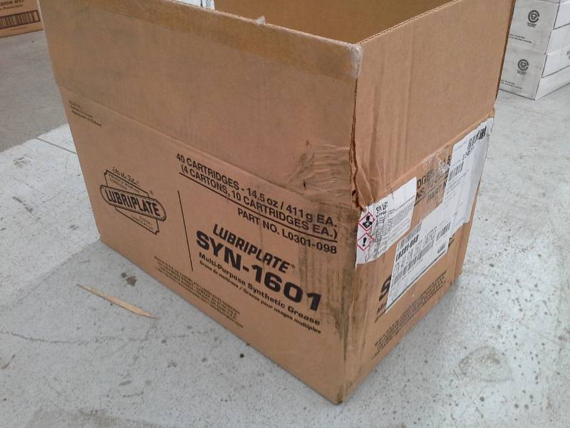 lot 562 image: One Case of Lubriplate SYN-1601 Multi-Purpose Synthetic Grease 14.5oz. Cartridges