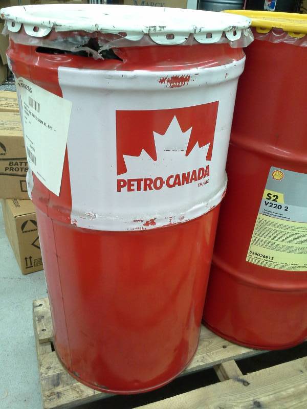 lot 565 image: One Keg of Petro-Canada Precision XL EP1 Premium-Multi-Application Grease