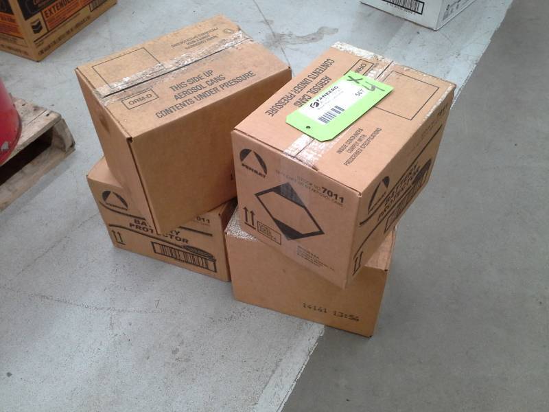 lot 567 image: 4 Cases of Penray Battery Protector 11.5oz. Aerosol Cans