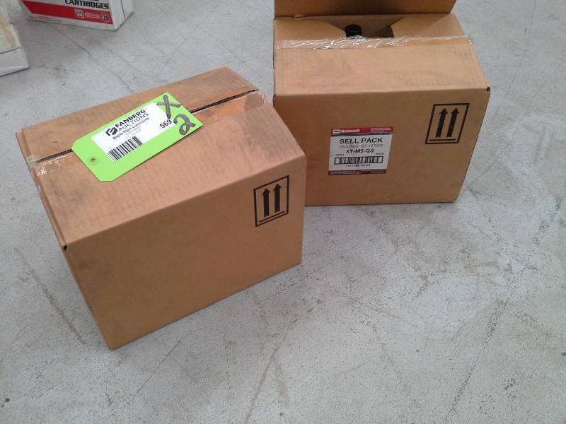 lot 569 image: 2 Cases of Ford Motorcraft Full Synthetic Manual Transmission Fluid 1-Quart