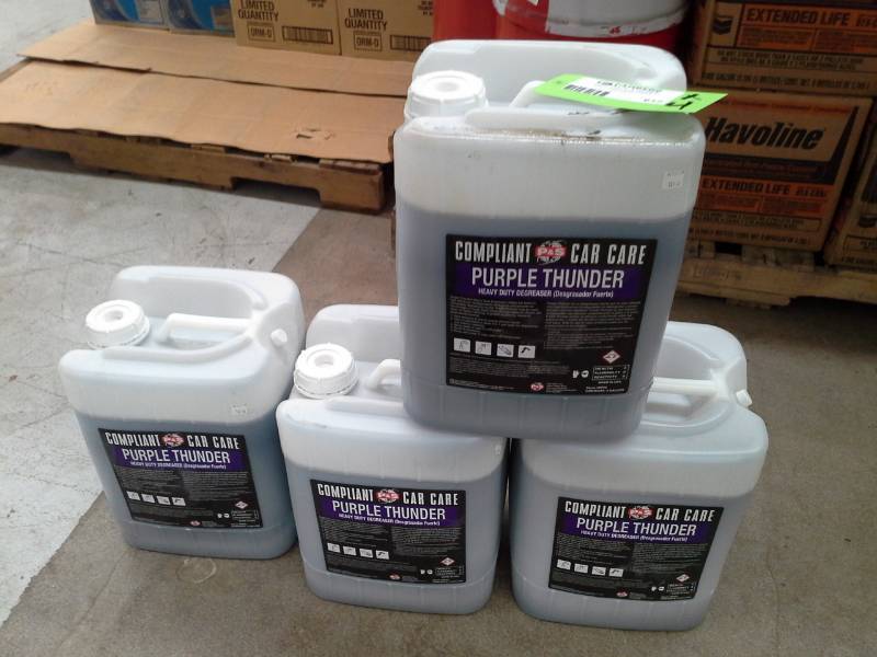 lot 612 image: 4 Pails of P&S Compliant Car Care Purple Thunder Heavy Duty Degreaser 5-Gallon