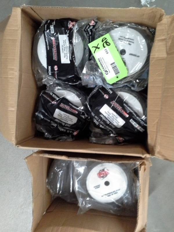 lot 653 image: 20 P&S Foam Velcro Waffle Polish Pads