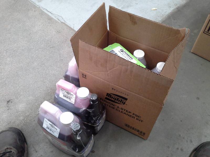 lot 675 image: 6 2-Pack Bottles of Terra Clean Power Steering Fluid and Conditioner - Red 64oz.
