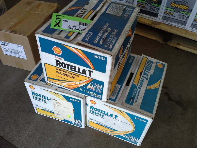 lot 709 image: 3 Cases of Shell Rotella T SAE 10W-30 Heavy Duty Motor Oil 1-Quart