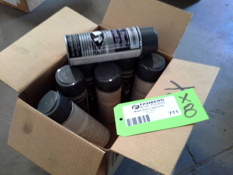 lot 711 image: 8 Aerosol Cans of Technicians Choice Vinyl, Plastic and Carpet Dye TEC 99510 Smoke 12oz.