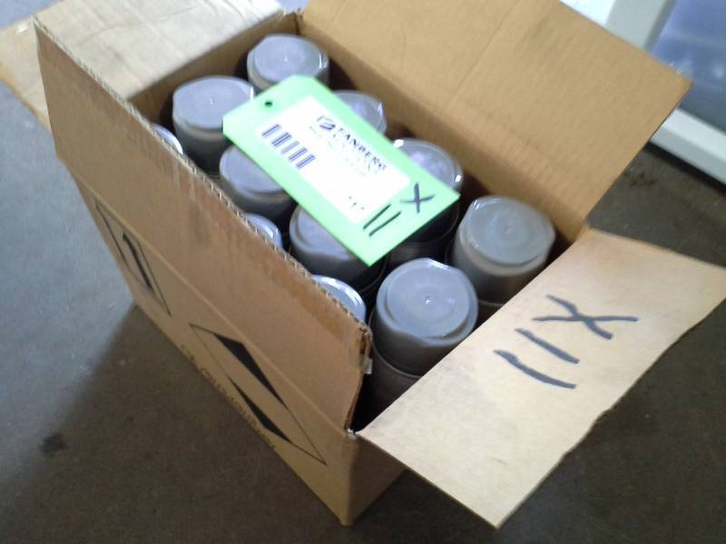 lot 717 image: 11 Aerosol Cans of Technicians Choice Vinyl, Plastic and Carpet Dye TEC 99545 Tawny Gray 12oz.