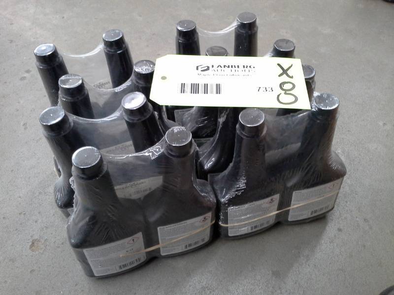 lot 733 image: 8 2-Pack Bottles of Terra Clean Cooling System Flush Kit - Cooling System FlushCooling System Treatment