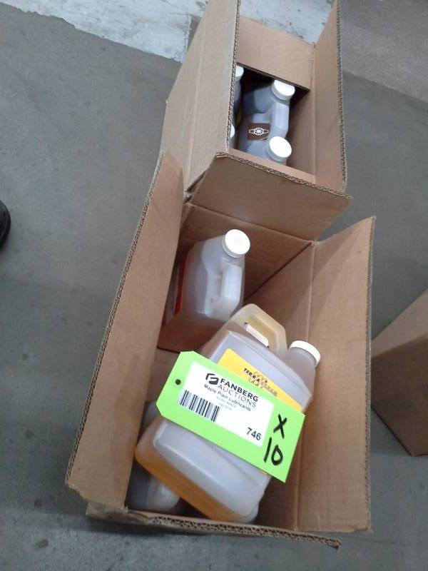 lot 746 image: 10 Bottles of Terra Clean Synthetic Gear Oil 75W-90 64oz.