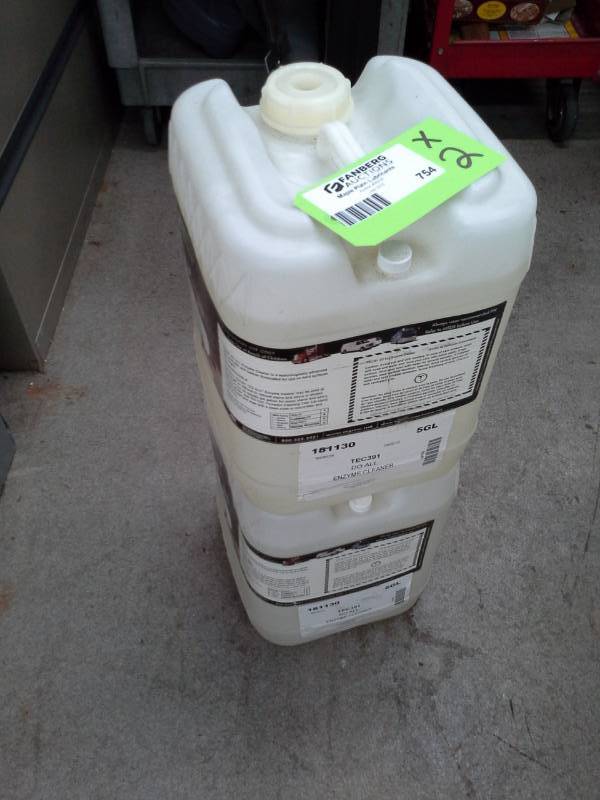 lot 754 image: 2 Pails of Technicians Choice TEC391 Do All Enzyme Cleaner 5-Gallon