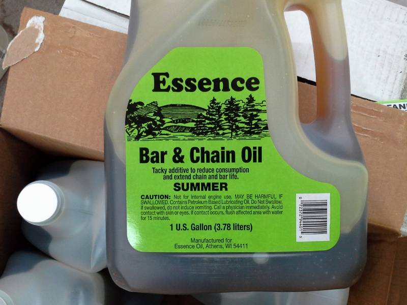 8 Bottles of Essence Bar & Chain Oil 1-Gallon | Maple Plain Oils ...