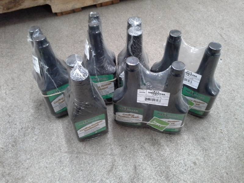 lot 759 image: 6 2-Pack Bottles of Terra Clean Cooling System Flush Kit - Cooling System FlushCooling System Treatment
