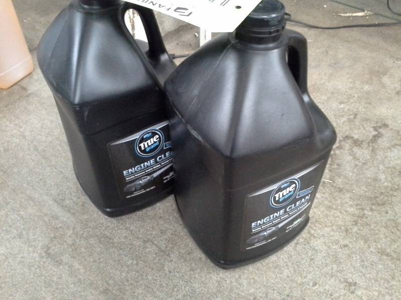 lot 766 image: 2 Bottles of TrueBrand Engine Clean 1-Gallon