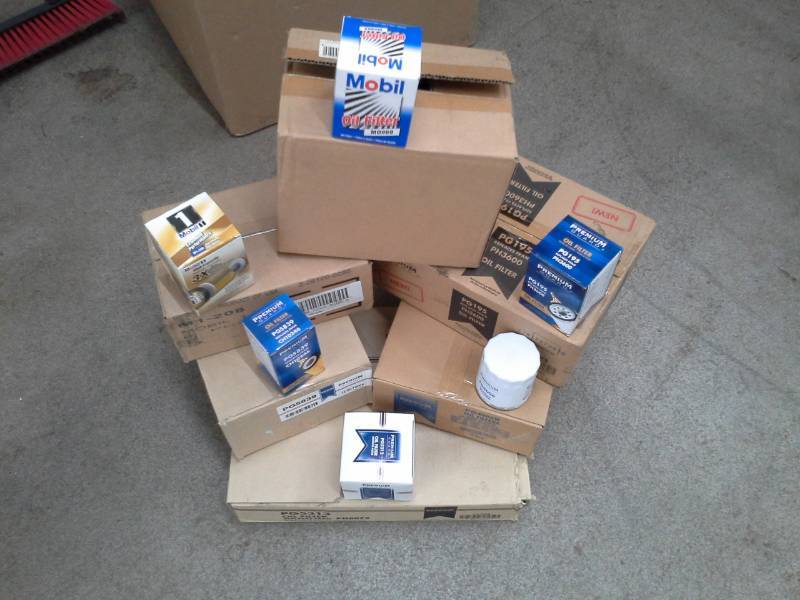 lot 791 image: 6 Cases of Oil Filters - Mobil M0969, Premuim Guard PG195, Mobil 1 M1-208, Premium Guard PG5839, Premium Guard PG4006, PG5313