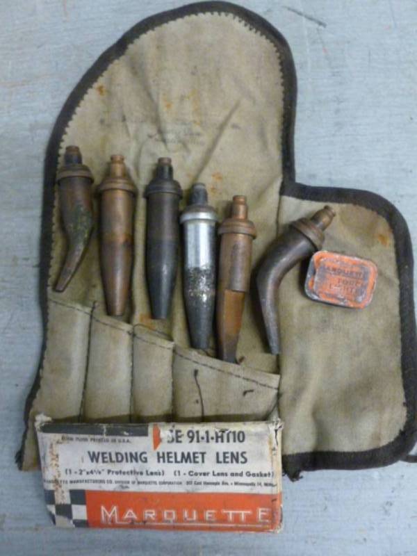 lot 29 image: Vintage Cutting Torch Head Set