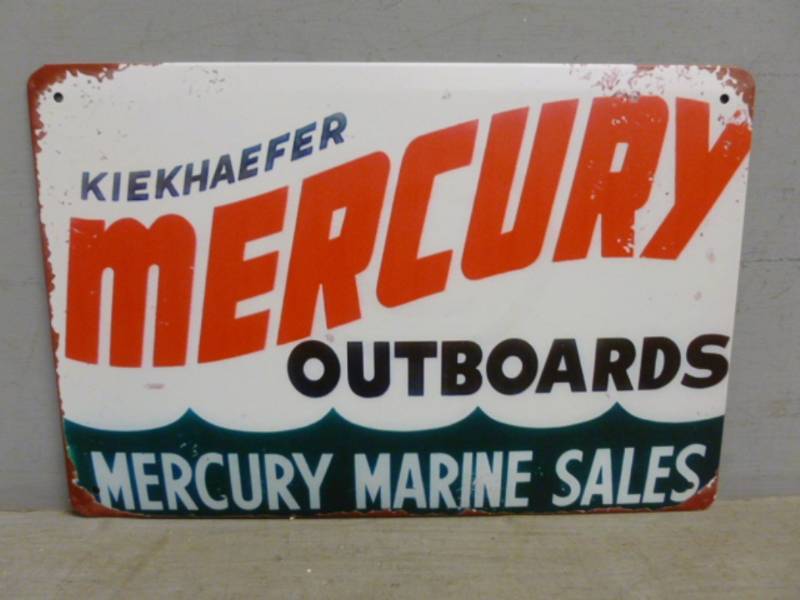 lot 32 image: Sign