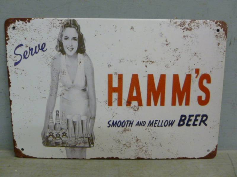 lot 37 image: Sign