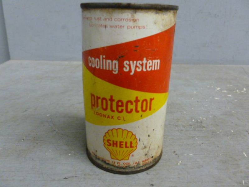 lot 61 image: Vintage Oil Can