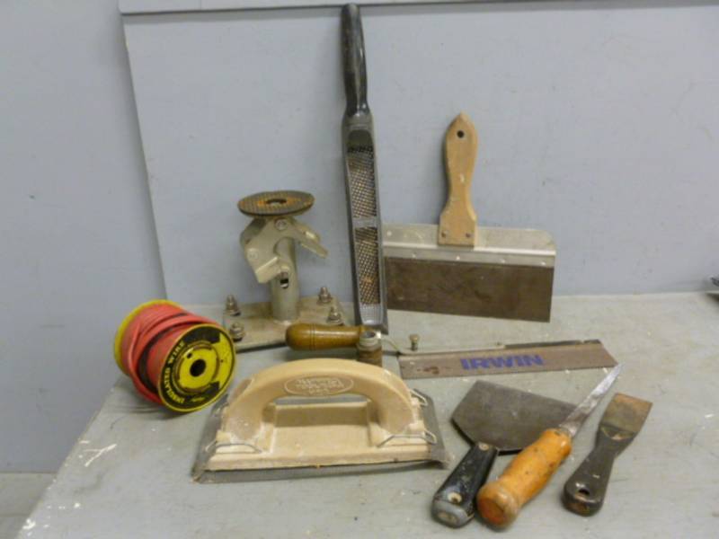 lot 65 image: Tools