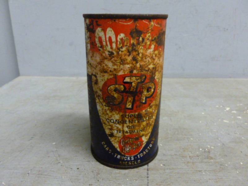 lot 74 image: Vintage Oil Can