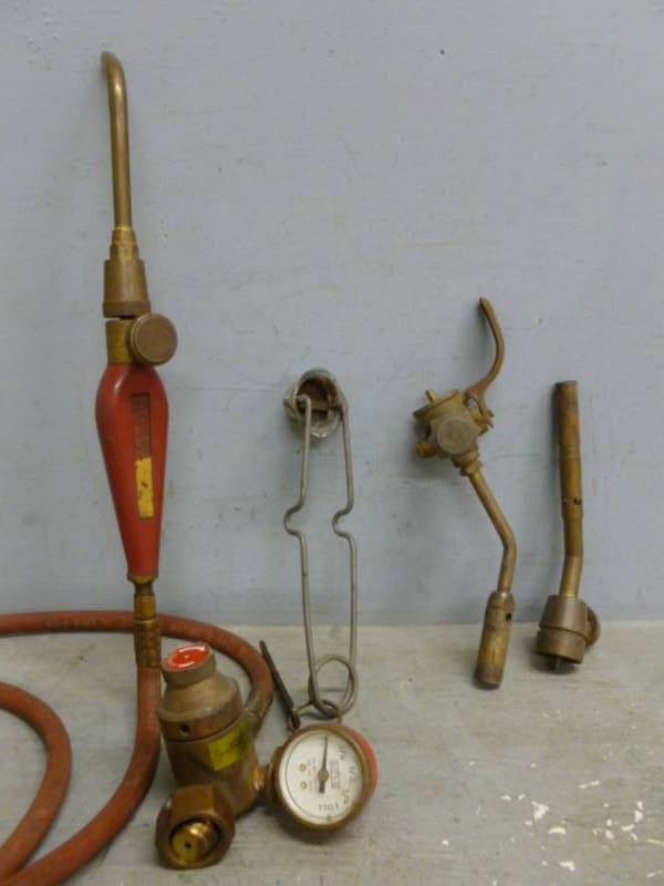 lot 80 image: Goss Torch Set