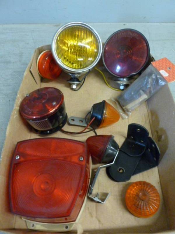 lot 92 image: New Trailer Lights