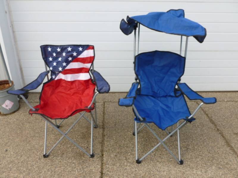lot 113 image: Lawn Chairs