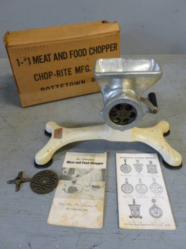 lot 121 image: Vintage Kitchen