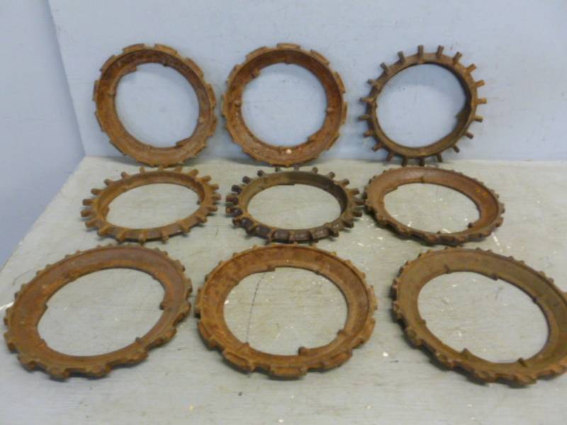 lot 146 image: Vintage Planter Wheels