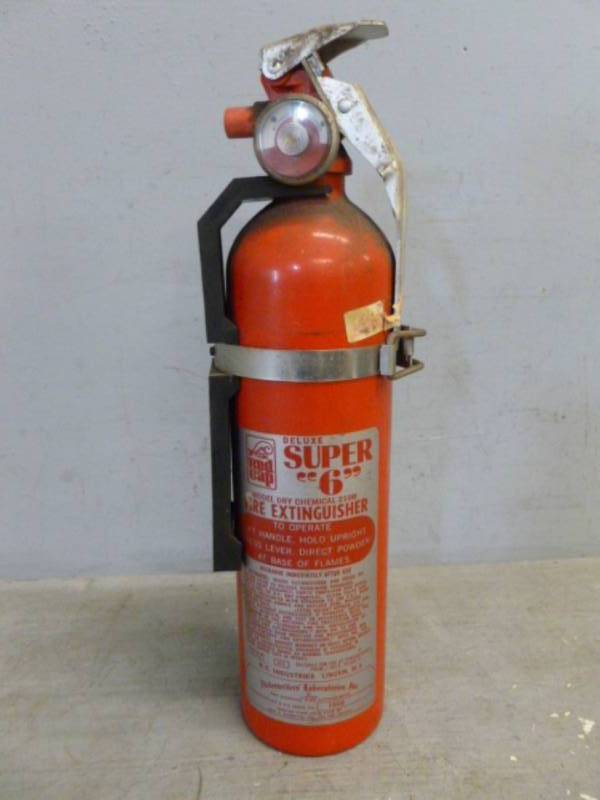 lot 148 image: Fire Extinguisher