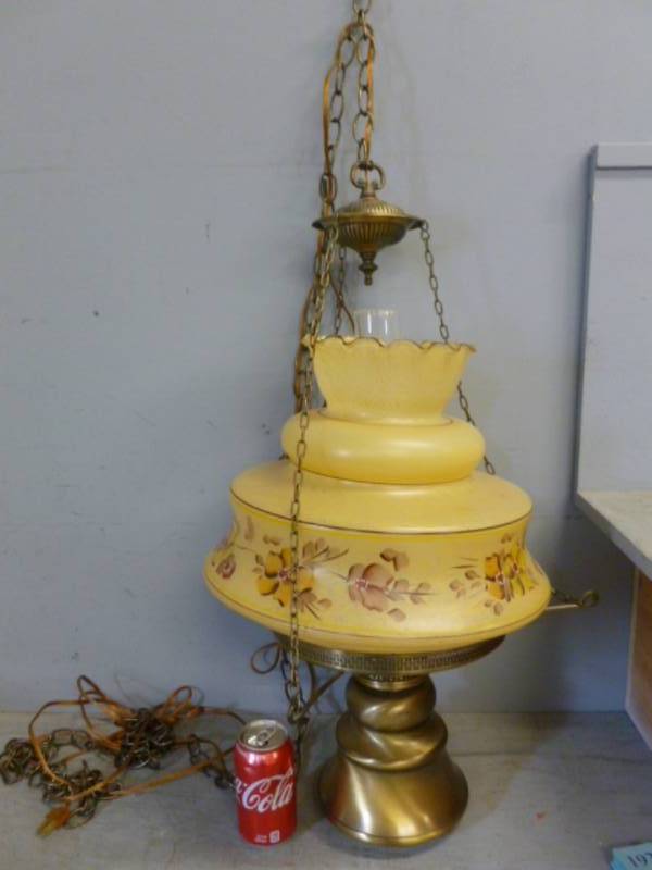 lot 151 image: Vintage Hanging Light