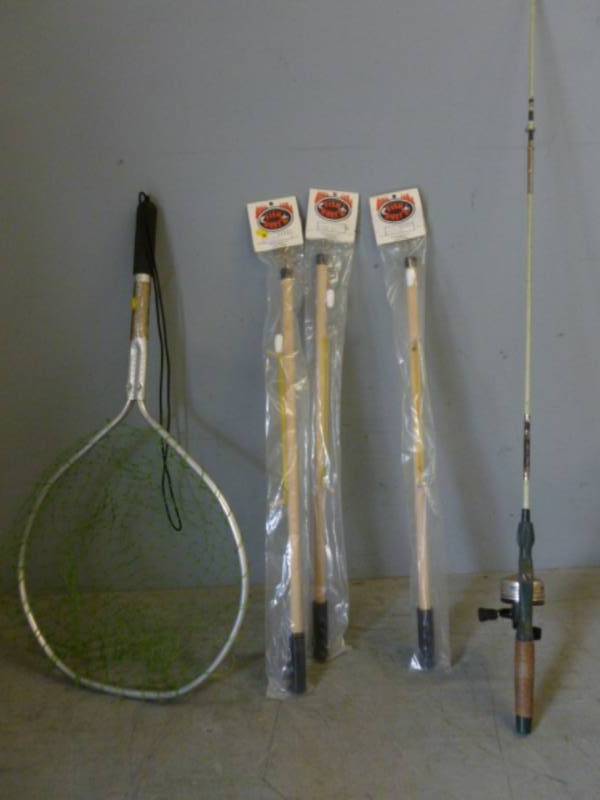 lot 162 image: Fishing Items
