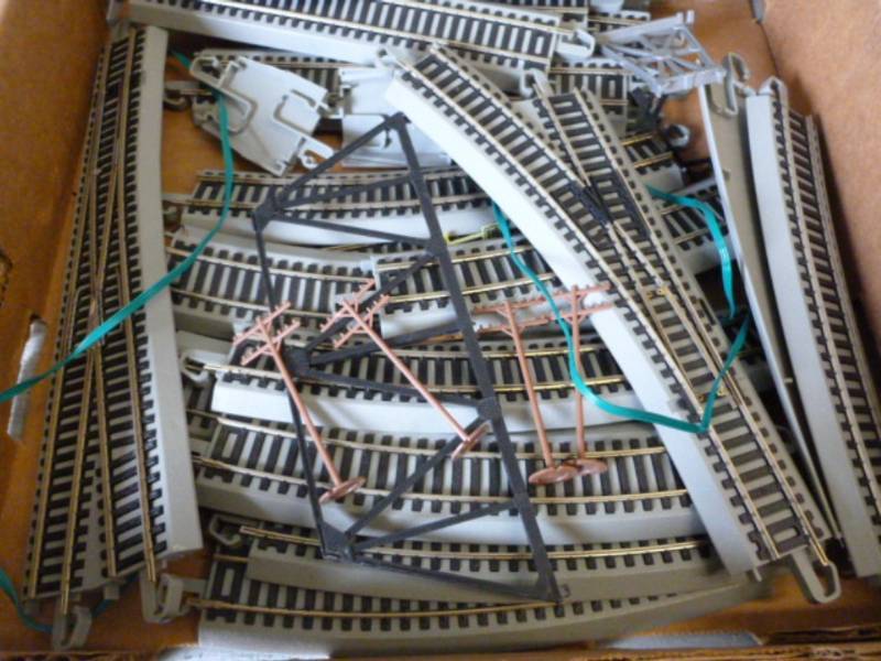 lot 193 image: HO Scale Train Set Track