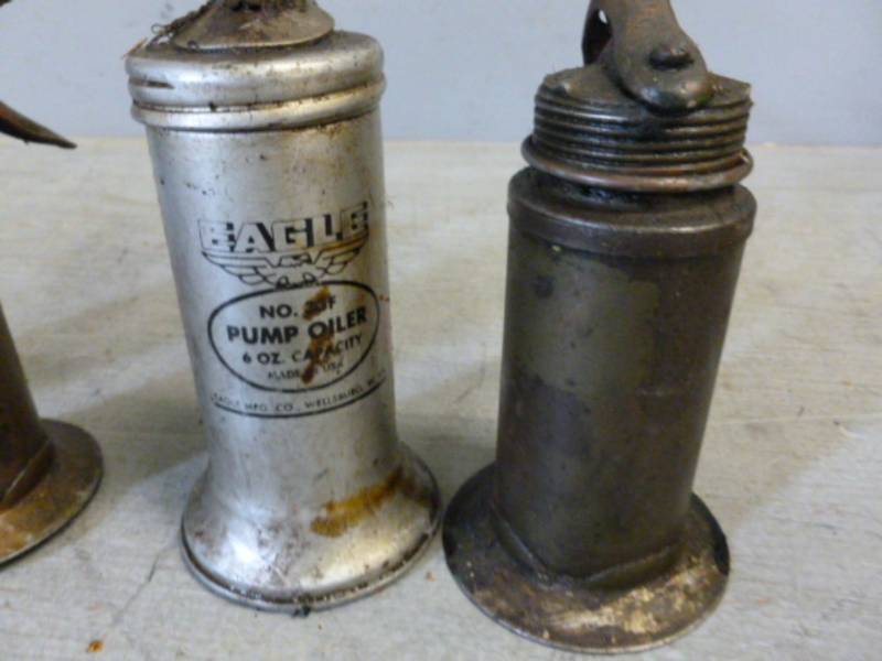 lot 215 image: Vintage Oiler Cans