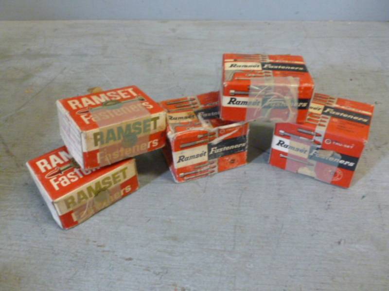 lot 221 image: Ramset Fasteners
