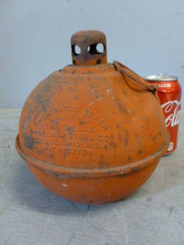 lot 227 image: Vintage Road Flare