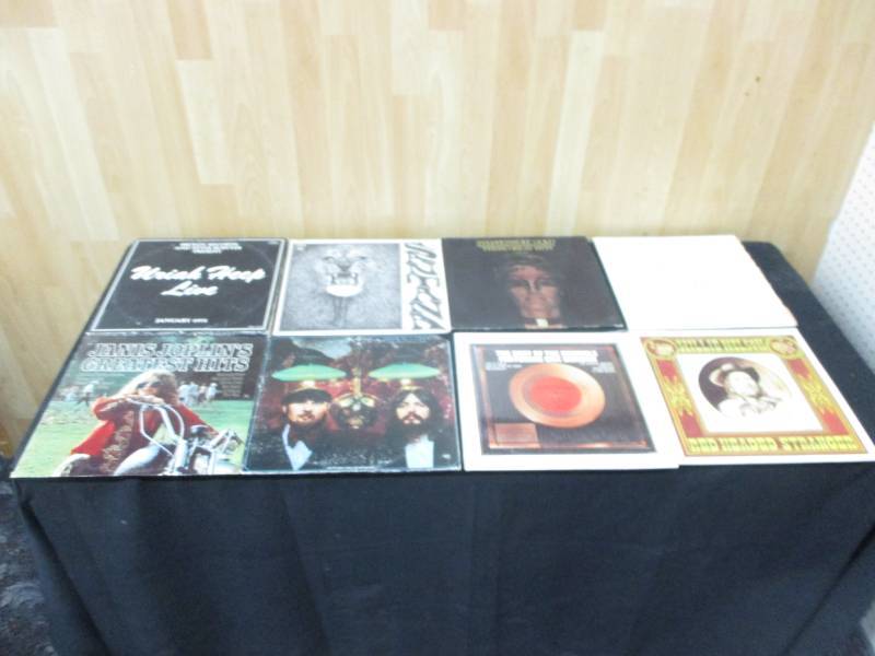 lot 64 image: Old Collector Records