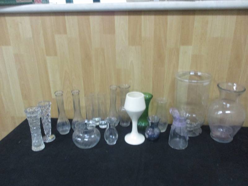 lot 90 image: Varitey of Vases