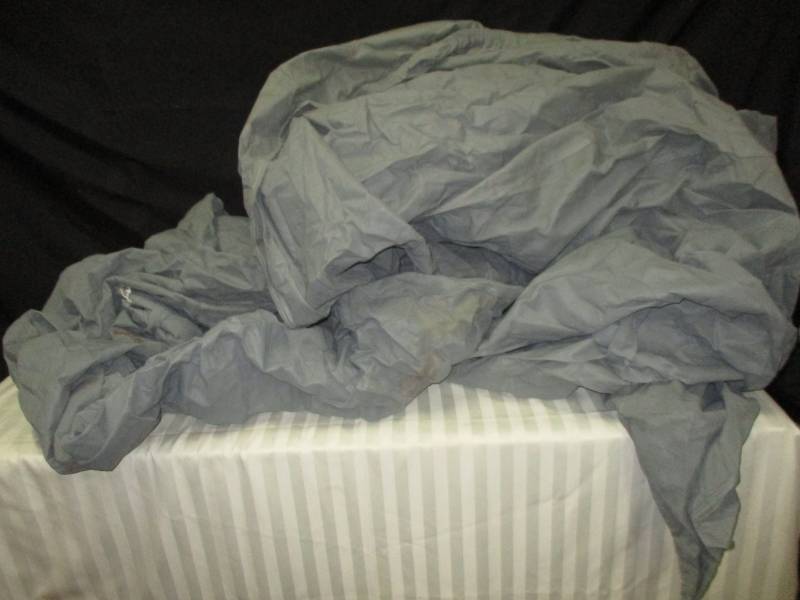 lot 119 image: Car Cover